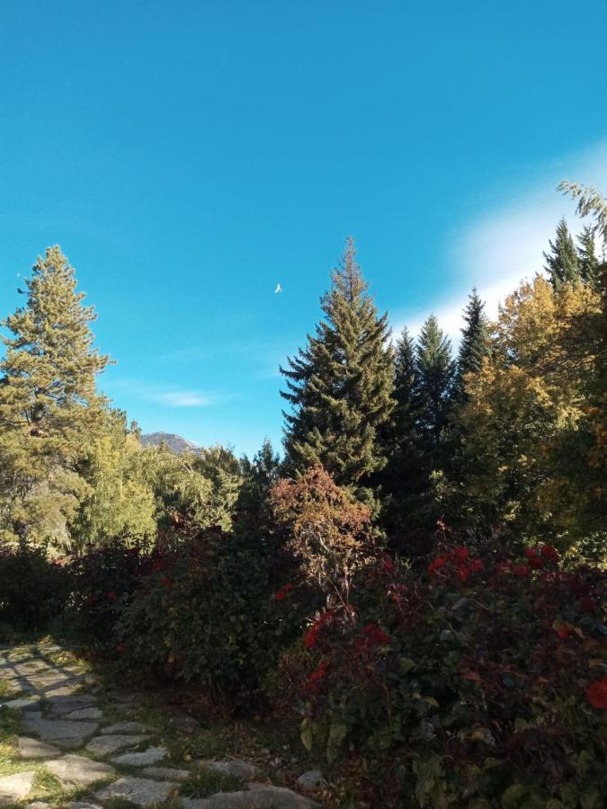 KM Hosteria Valle Del Sol Hotell San Carlos de Bariloche Eksteriør bilde