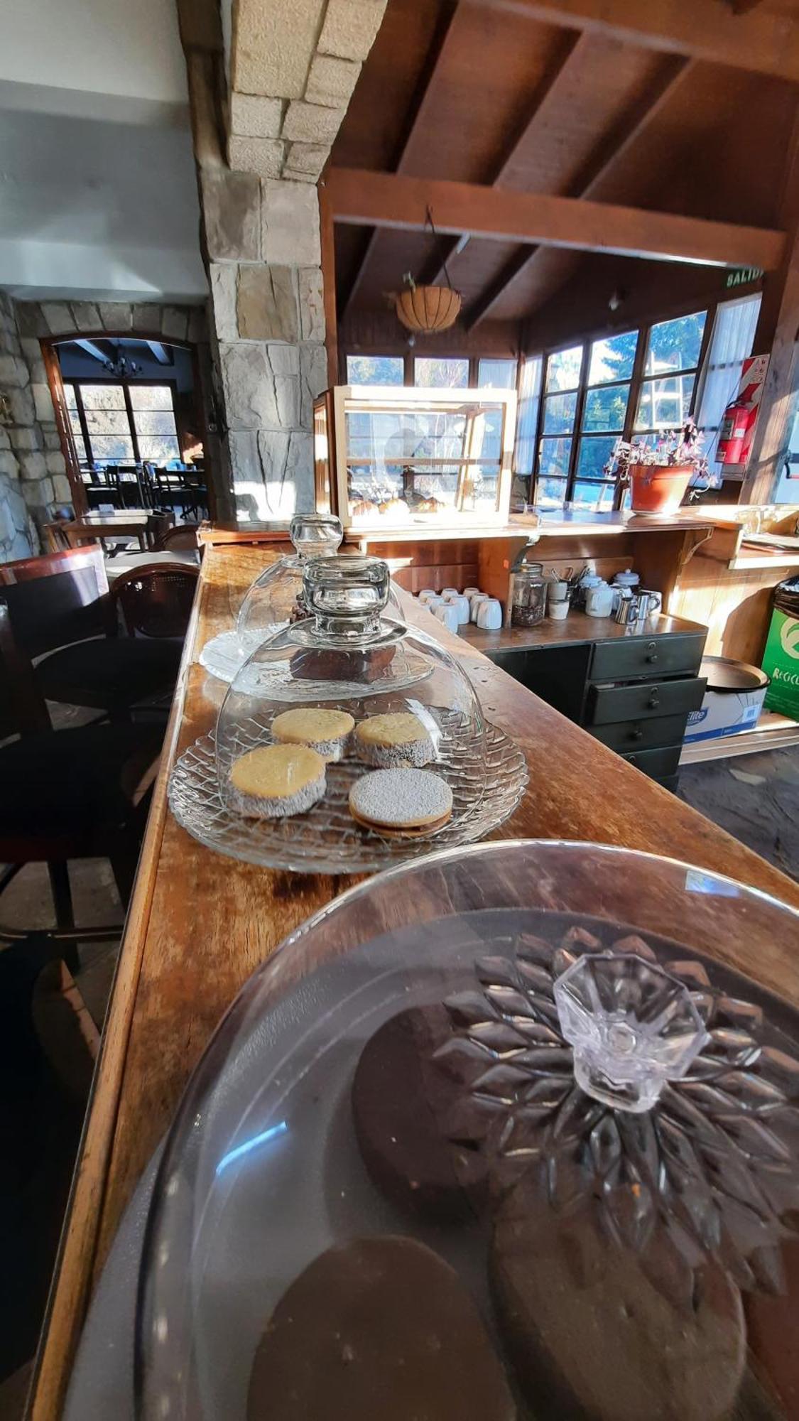 KM Hosteria Valle Del Sol Hotell San Carlos de Bariloche Eksteriør bilde