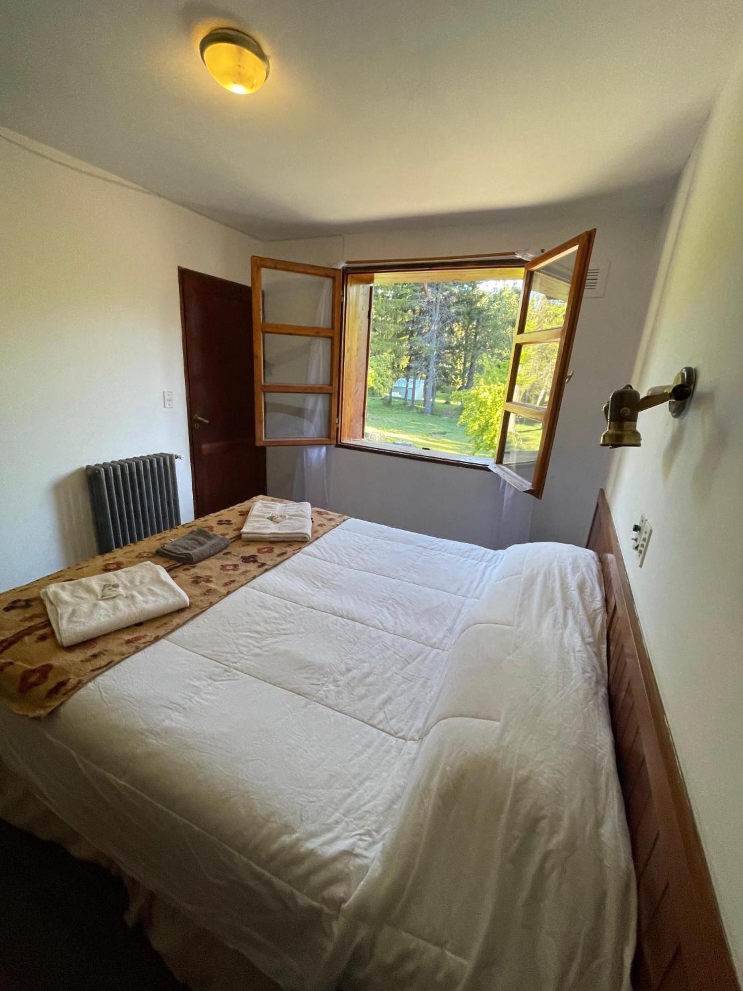 KM Hosteria Valle Del Sol Hotell San Carlos de Bariloche Eksteriør bilde